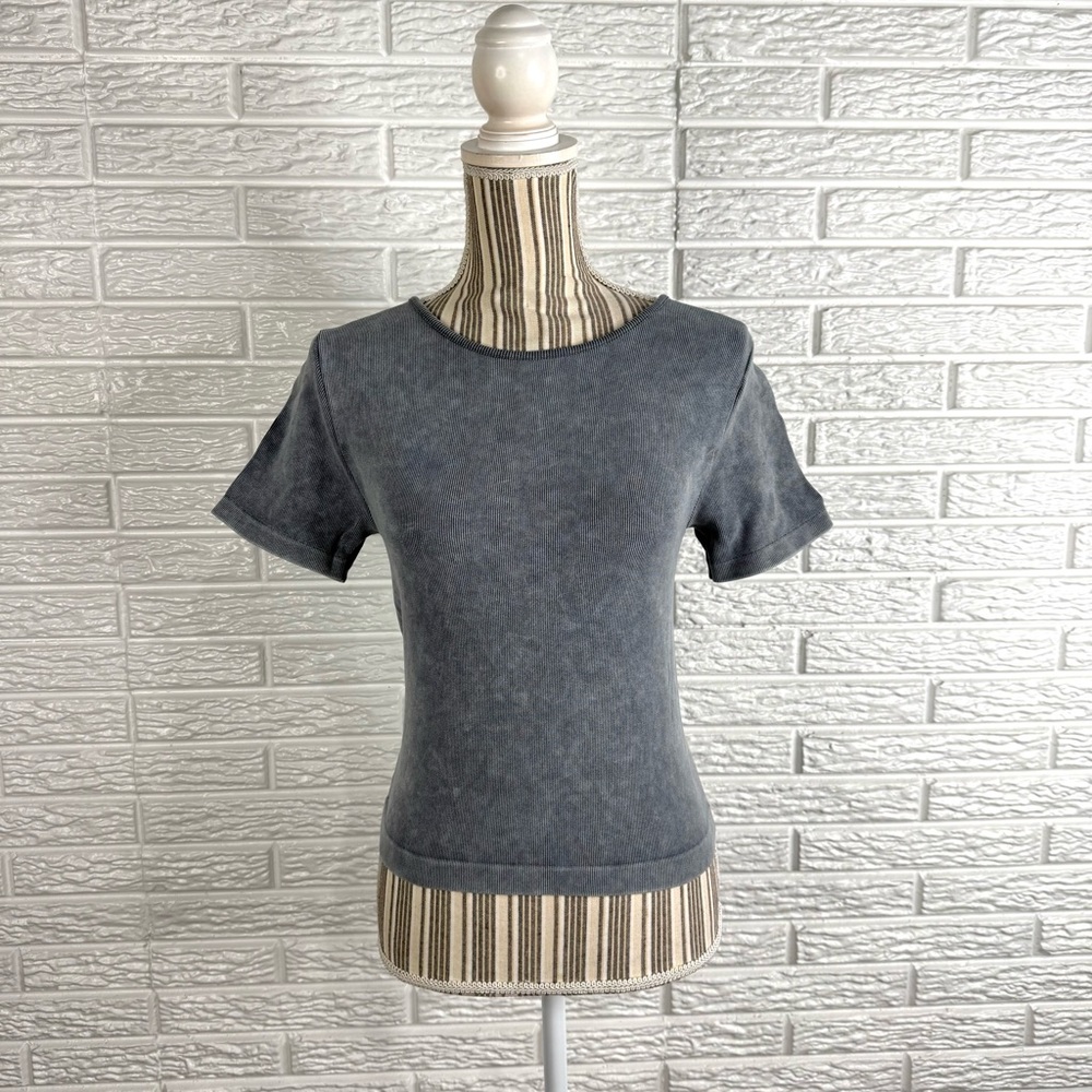 Angel Cult Grey Stretchy Ribbed Short Sleeve Shirt Size Large